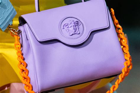 tricou versace fake|The Official Guide: Versace Bag Authentication (0224) .